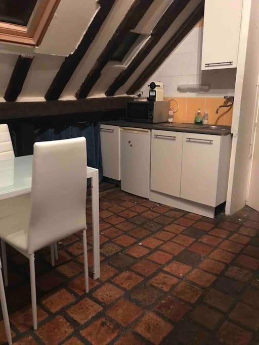 Rue Du Poirier Apartment Орлеан Екстериор снимка